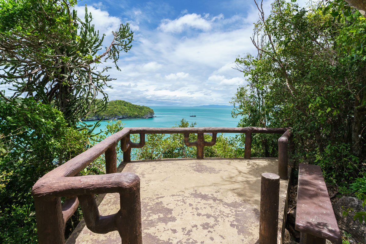 Platform at koh wuatalap angthong